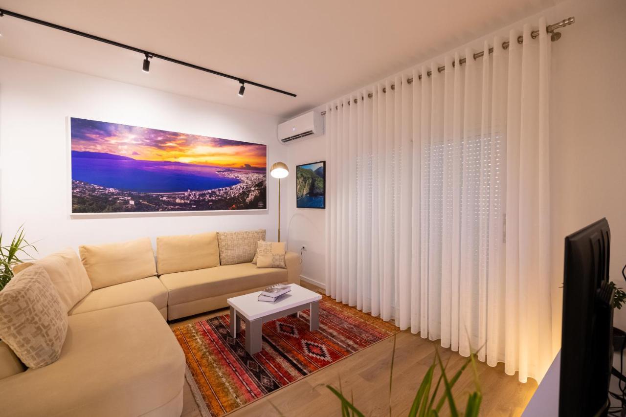 Victoria Lungomare Apartment Vlore Exterior photo